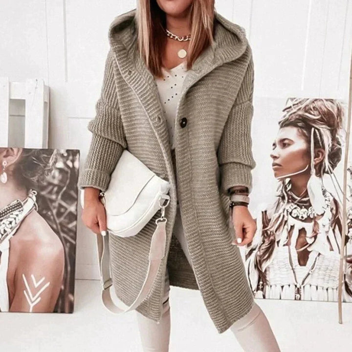 Carly | Women&