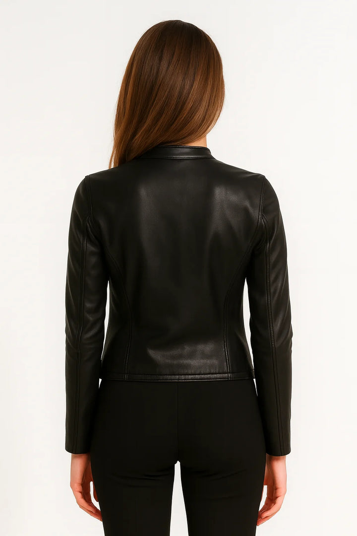 Lily | Women&