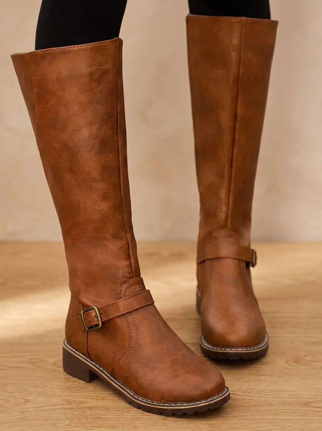 Lucy | Women&
