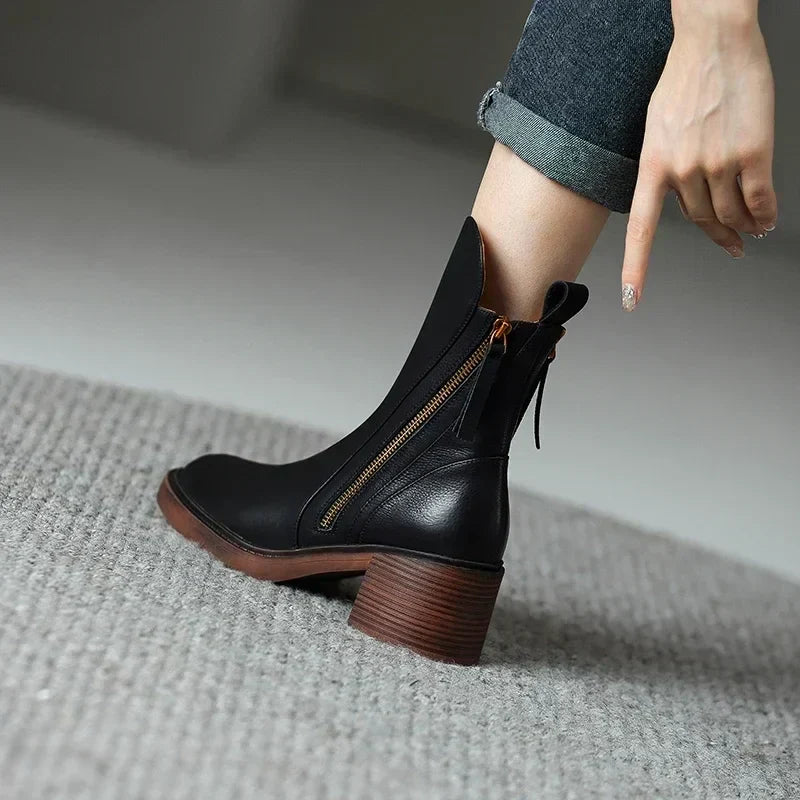 Nell | Women&
